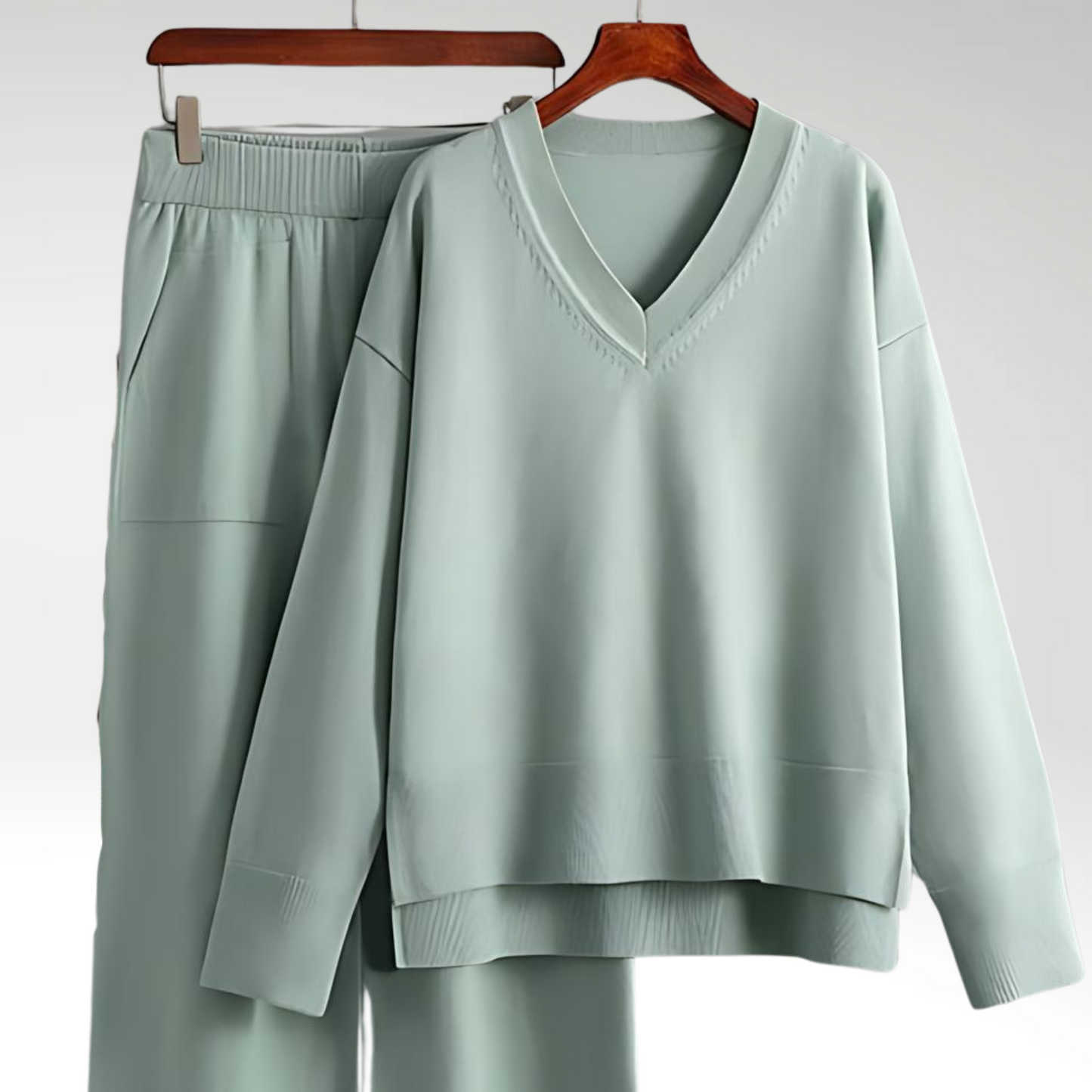 Reveré™  | Luxe Ensemble deux pièces col V