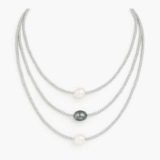 Collier de perles d'eau douce vintage