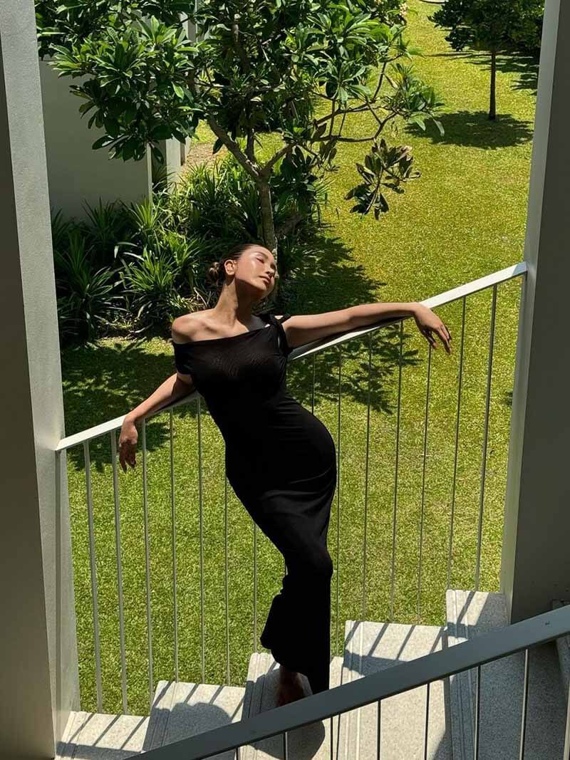 Reveré™  | Robe longue torsadée